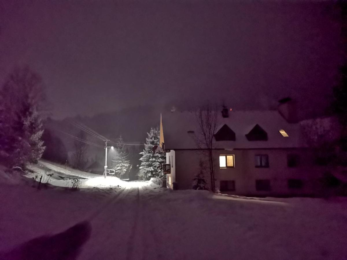 Penzion Zazrifka Зазріва Екстер'єр фото