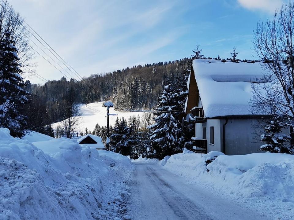 Penzion Zazrifka Зазріва Екстер'єр фото